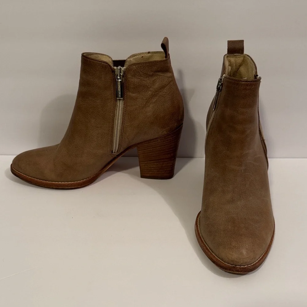 AQUATALIA Tan Ankle Booties - Picture 2 of 7
